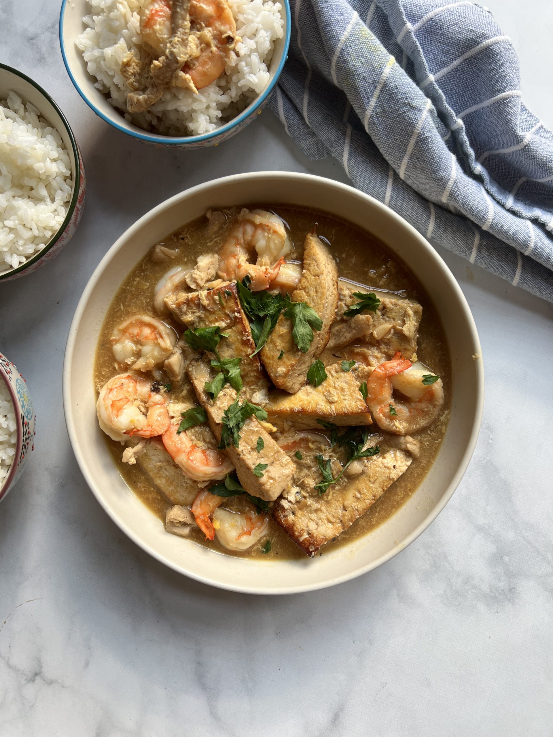 Braised tofu in egg gravy