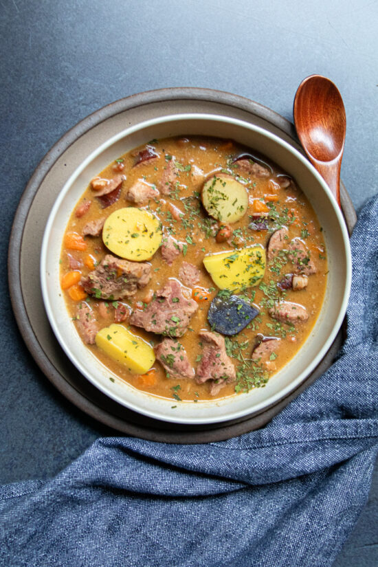 Stewed pork with beans